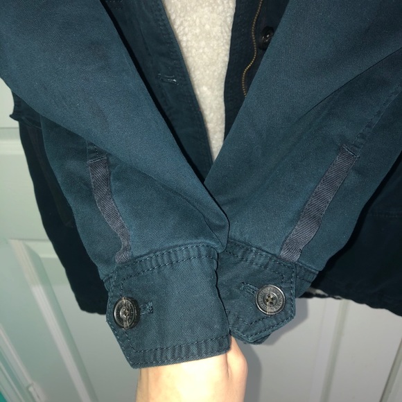 ABERCROMBIE & FITCH JACKET - Picture 8 of 16